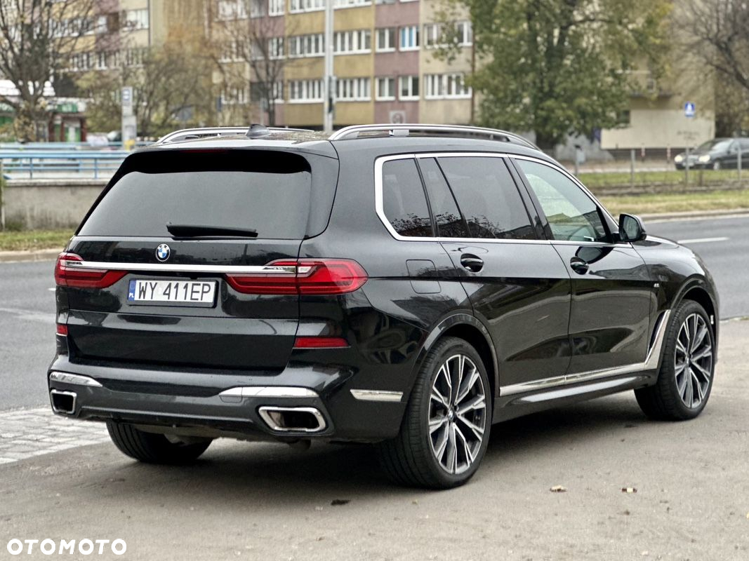 BMW X7 - 8