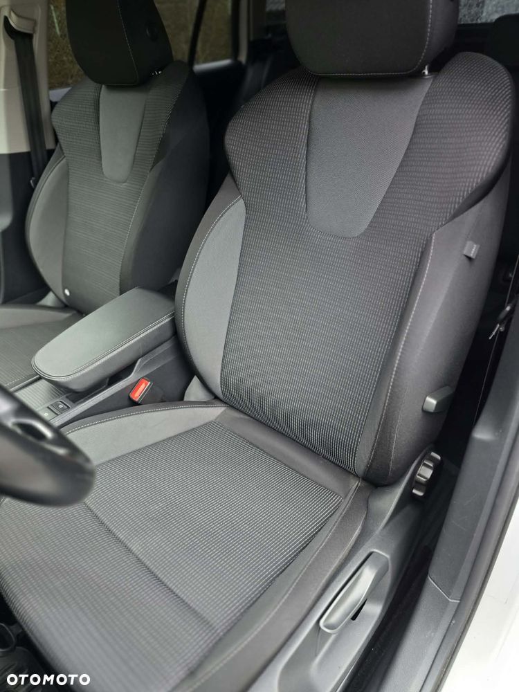 Skoda Octavia 2.0 TDI Ambition - 29