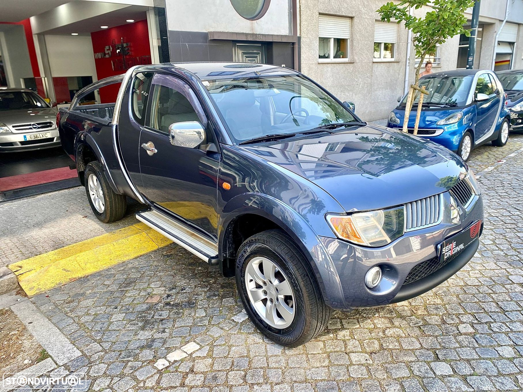 Mitsubishi L200 Pick Up 4x4 Intense Club Cab - 4