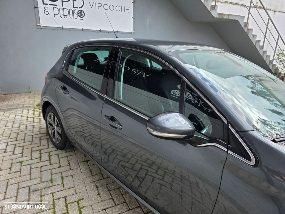 Peugeot 208 1.6 e-HDi Allure - 28