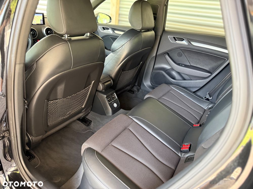 Audi A3 Sportback - 32