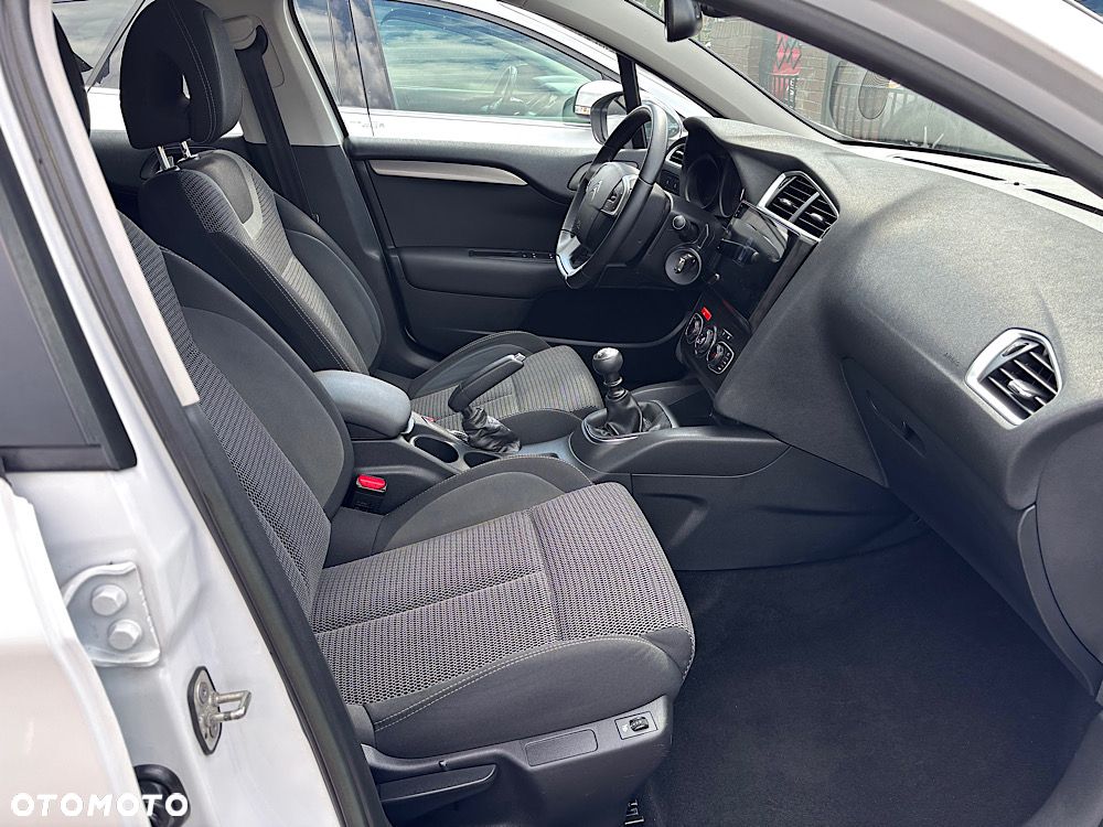Citroën C4 1.6 HDi Exclusive - 29