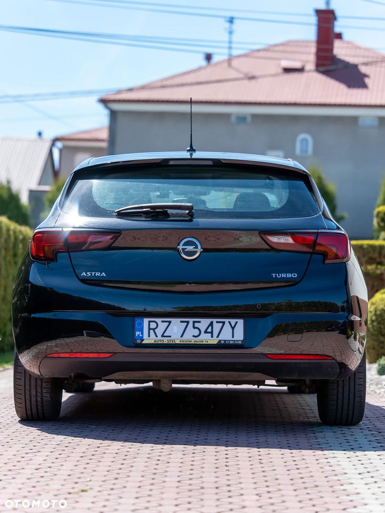 Opel Astra - 4