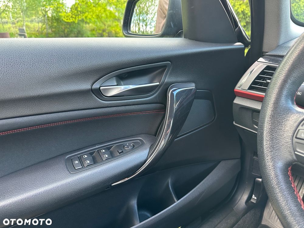 BMW Seria 1 116i Sport Line - 27