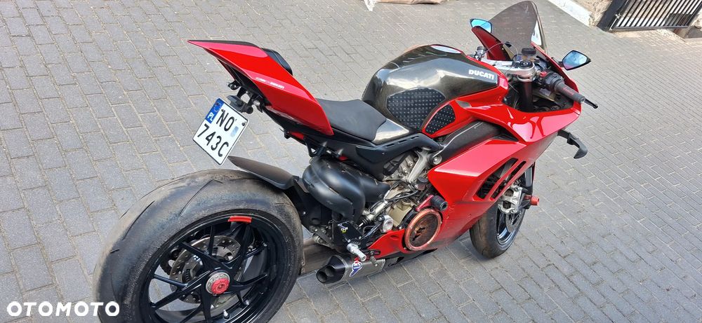 Ducati Panigale V4 - 7