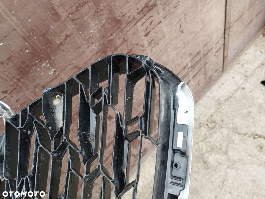 Grill Atrapa Toyota Highlander IV XU70 2019-^ - 11