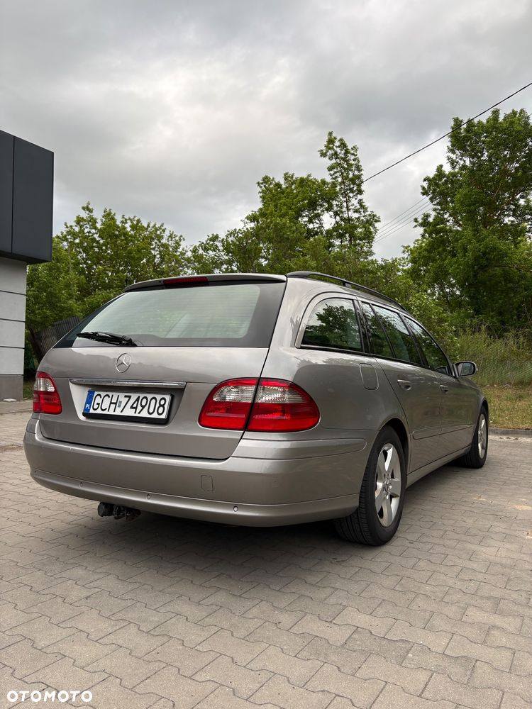 Mercedes-Benz Klasa E 320 CDI Classic - 5
