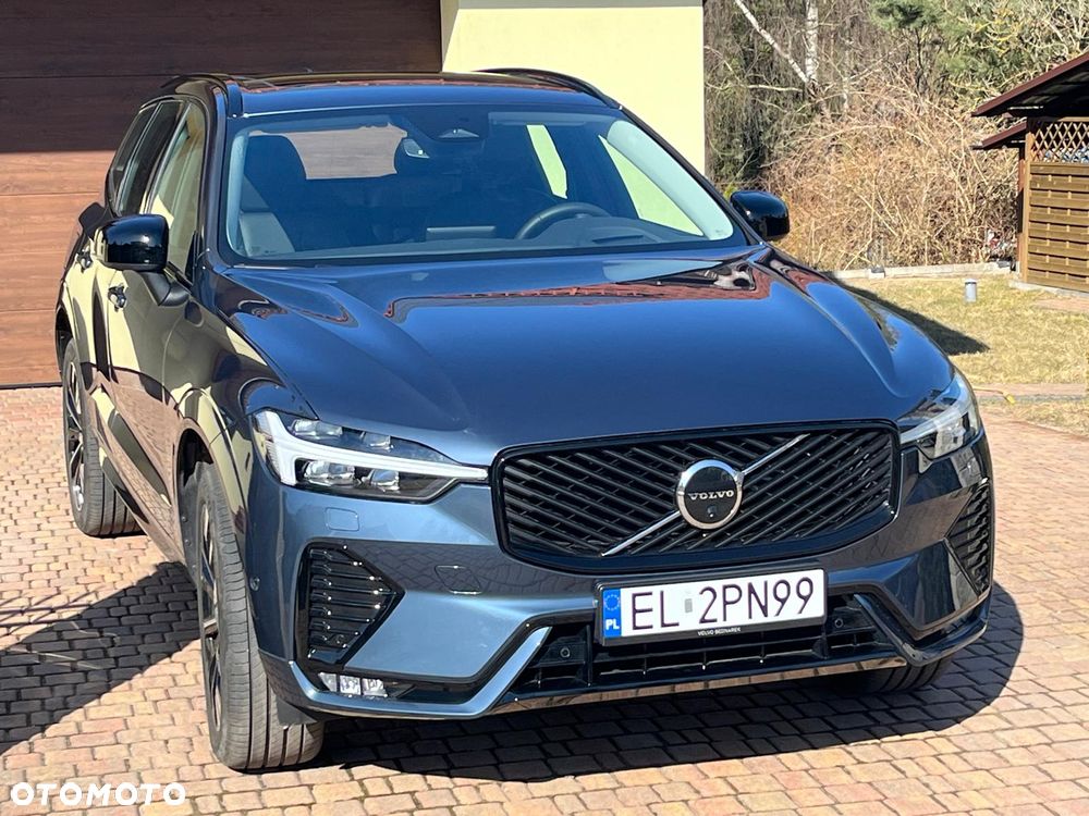 Volvo XC 60 B5 B AWD Ultra Black Edition - 1