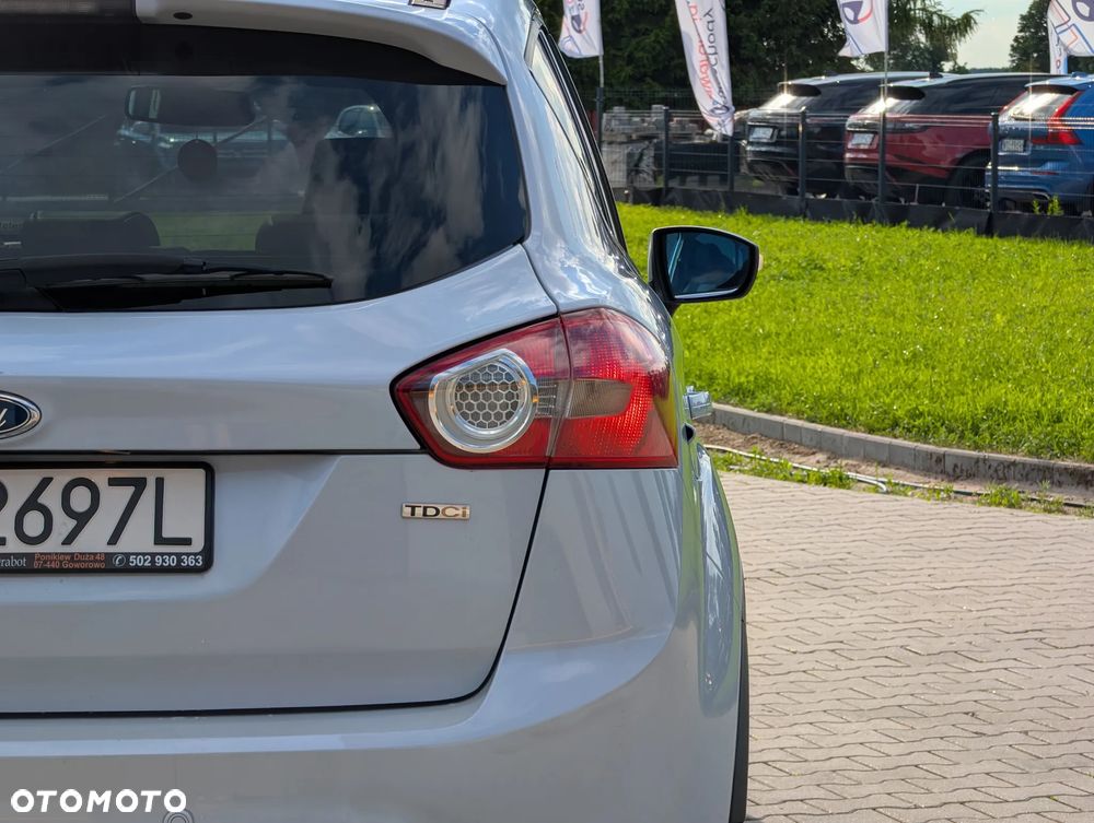 Ford Kuga 2.0 TDCi 4x4 Titanium - 14