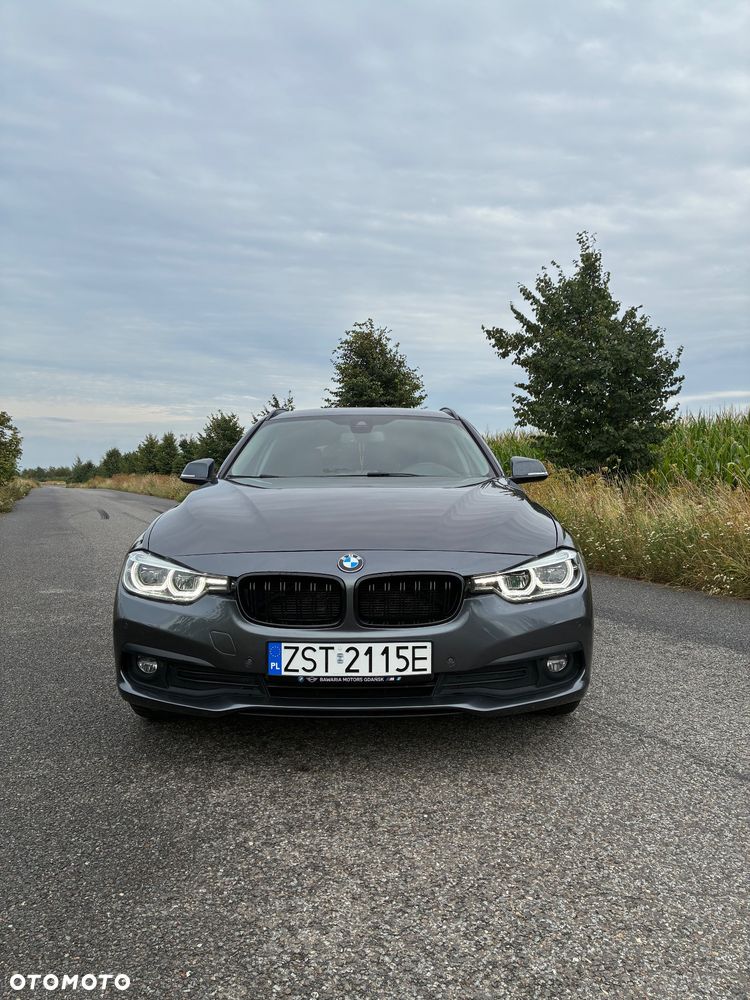 BMW Seria 3 320d Luxury Line - 2