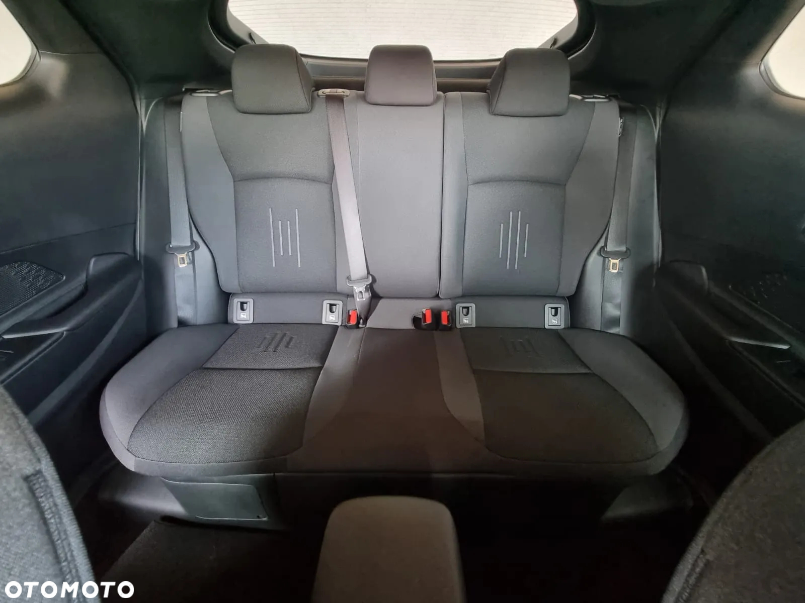 Toyota C-HR 2.0 Hybrid Style Selection - 17