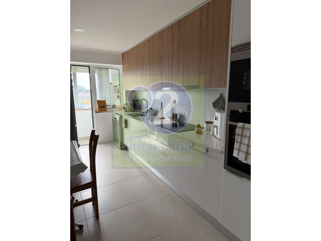 Apartamento bem localizado - Grande imagem: 2/17