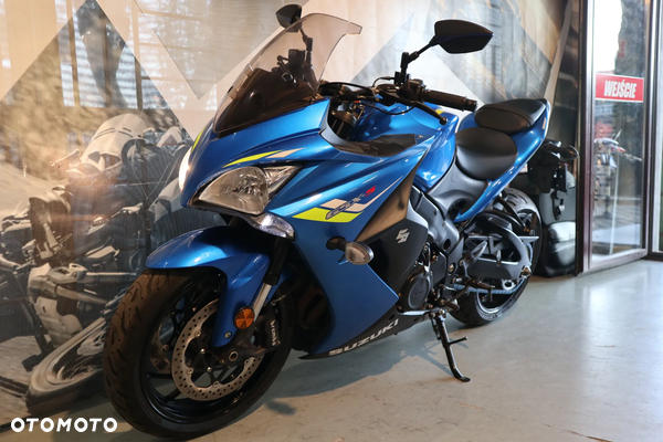 Suzuki GSX