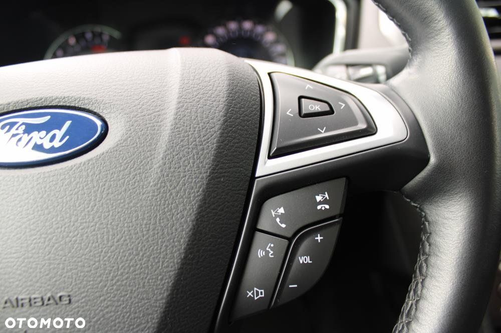 Ford Mondeo - 13