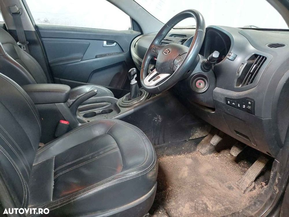 Termoflot Kia Sportage 2010 SUV 2.0 DOHC-TCI D4HA - 8