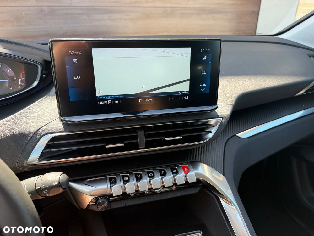 Peugeot 3008 - 11