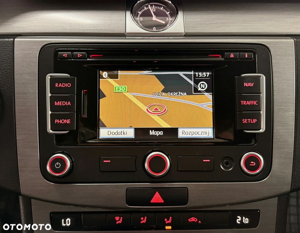 Volkswagen Passat 1.4 TSI Comfortline - 12