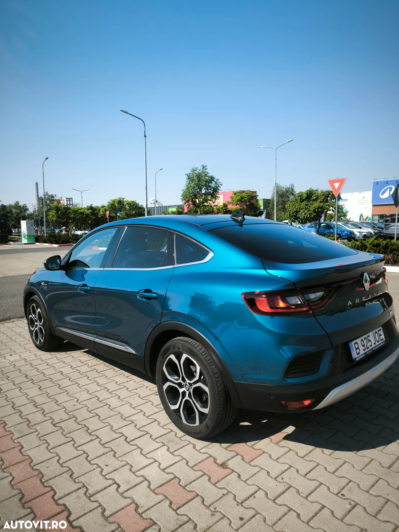 Renault Arkana E-TECH Hybrid Intens - 10