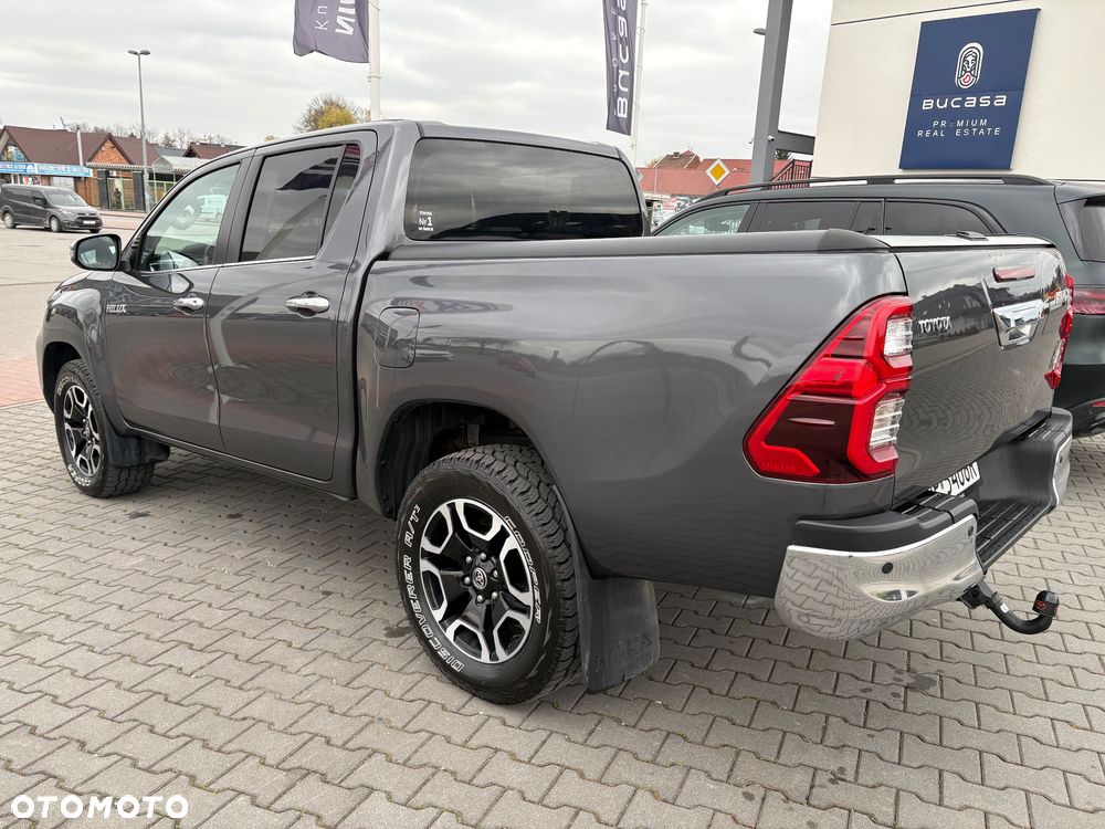 Toyota Hilux 2.8 D-4D Double Cab SR5+ 4x4 - 29