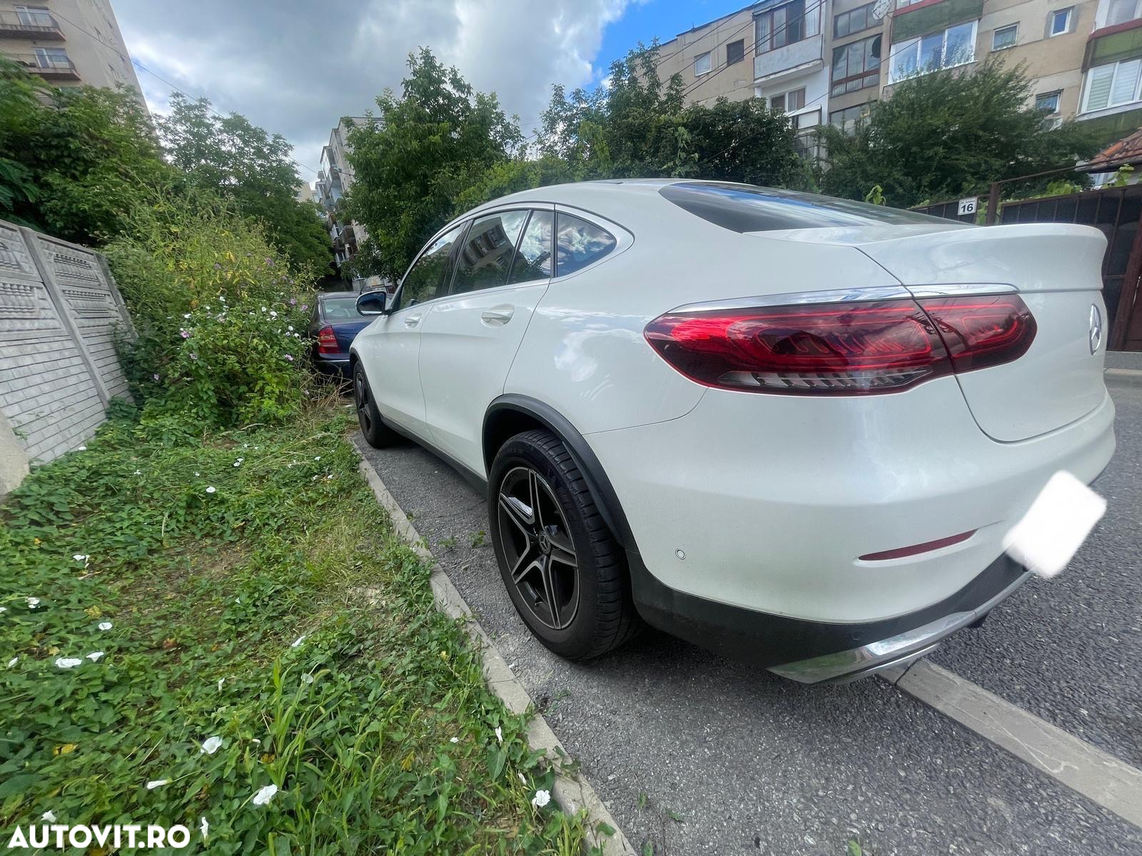 Mercedes-Benz GLC 300 4MATIC - 2