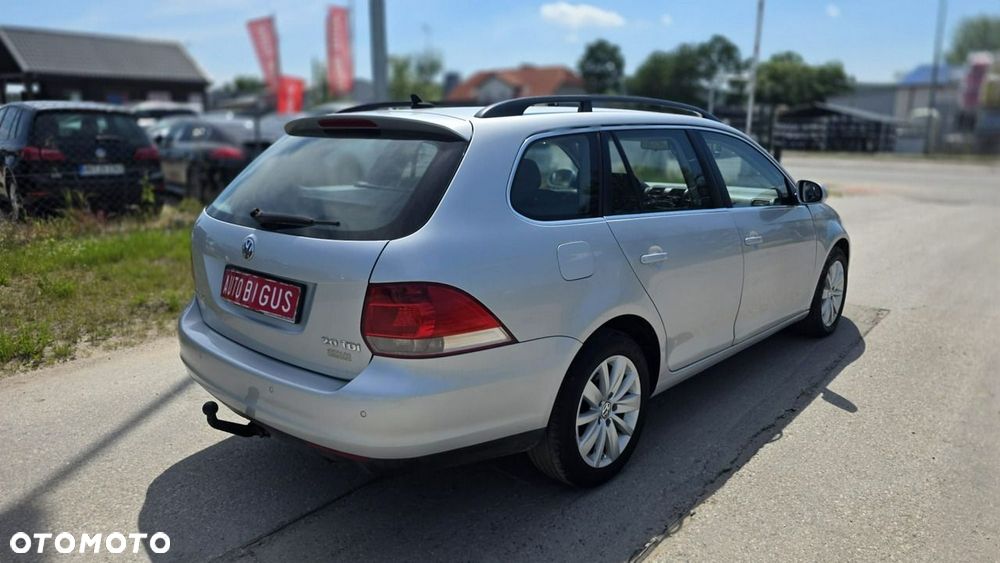 Volkswagen Golf - 4
