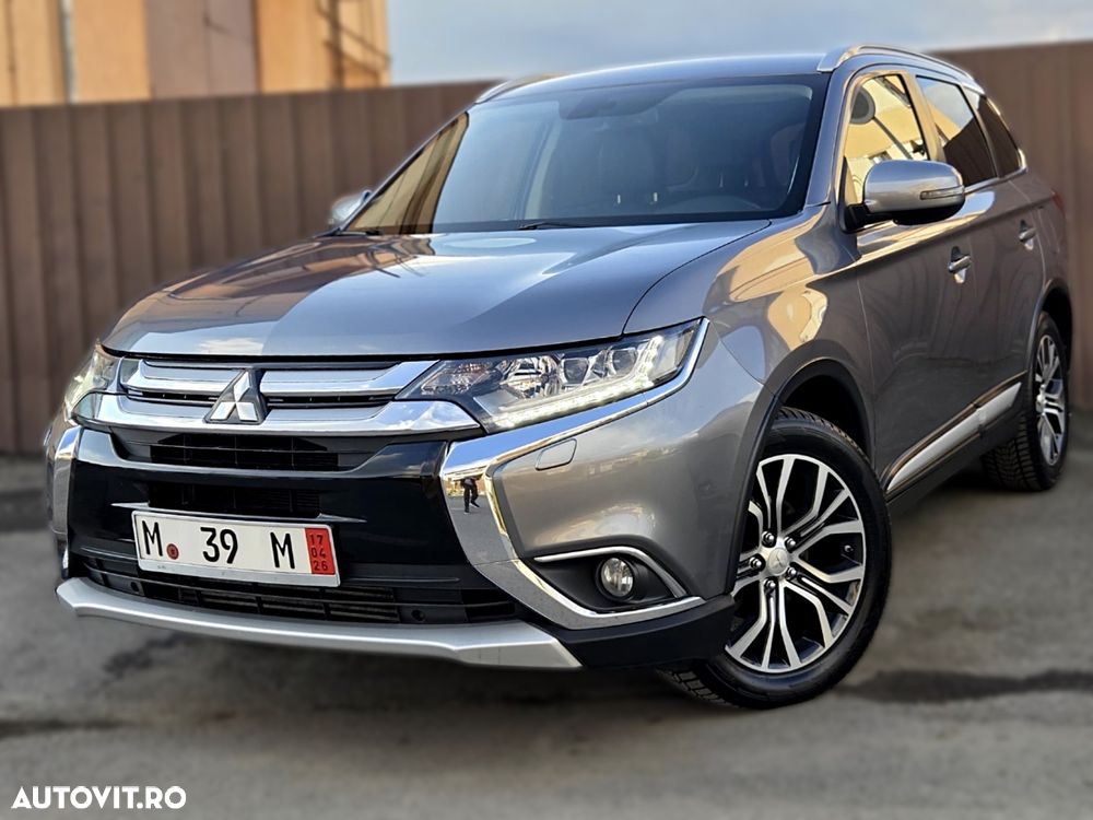 Mitsubishi Outlander 2.2 DI-D 4WD Automatik Diamant Edition+ - 9