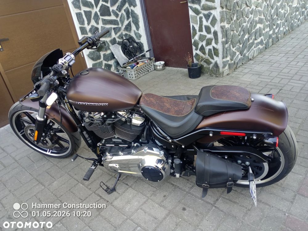 Harley-Davidson FXSB Breakout - 5
