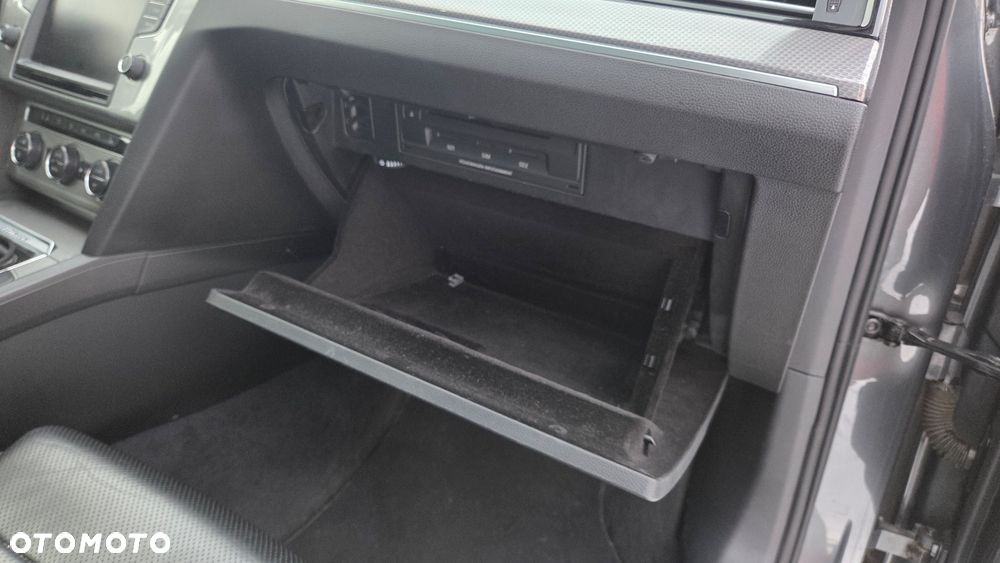 Volkswagen Passat Alltrack - 19