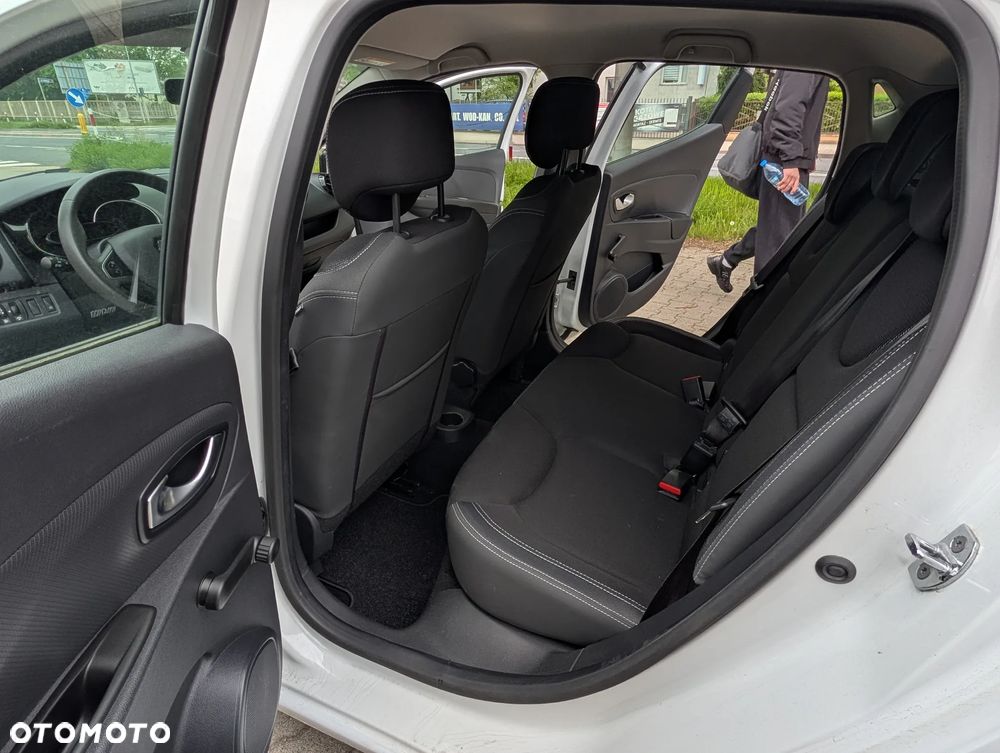 Renault Clio - 22