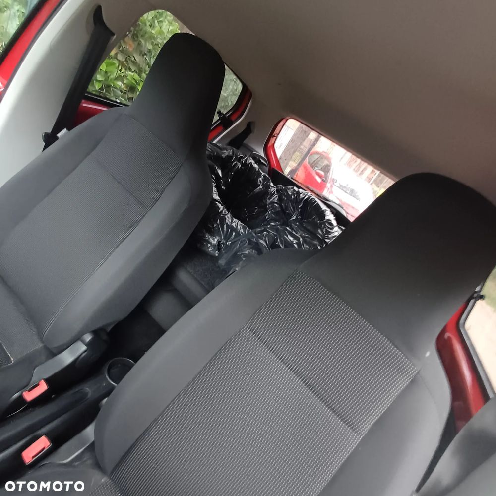 Volkswagen up! - 6