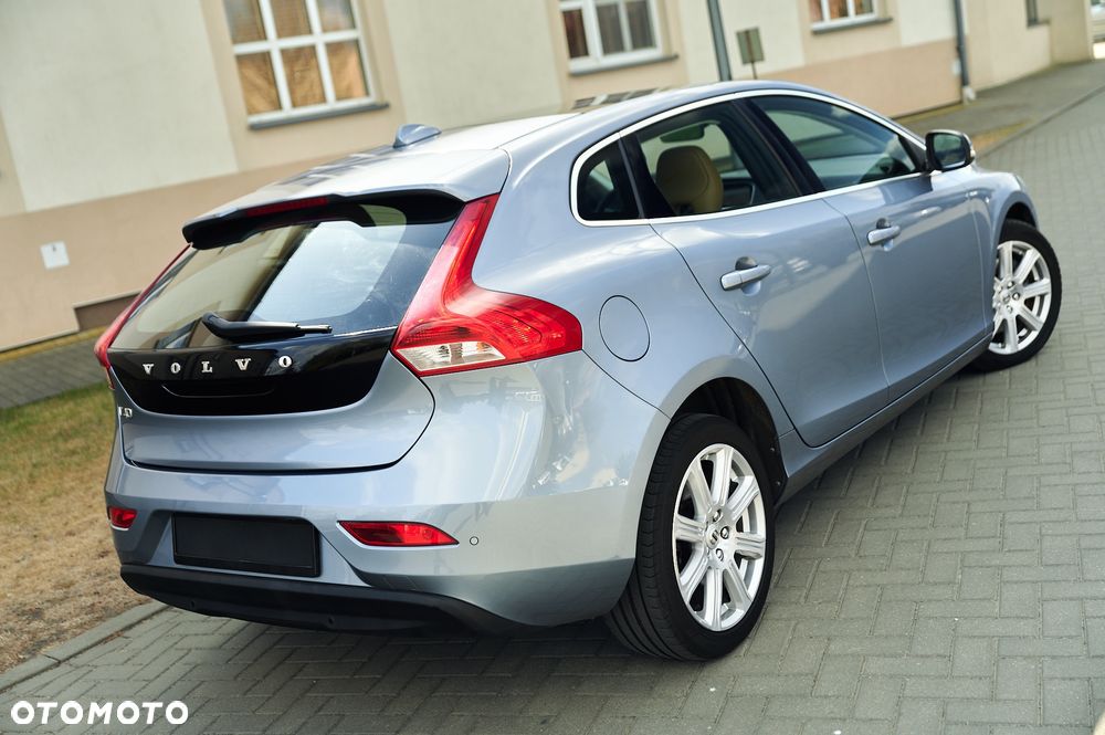 Volvo V40 D2 Geartronic Inscription - 18
