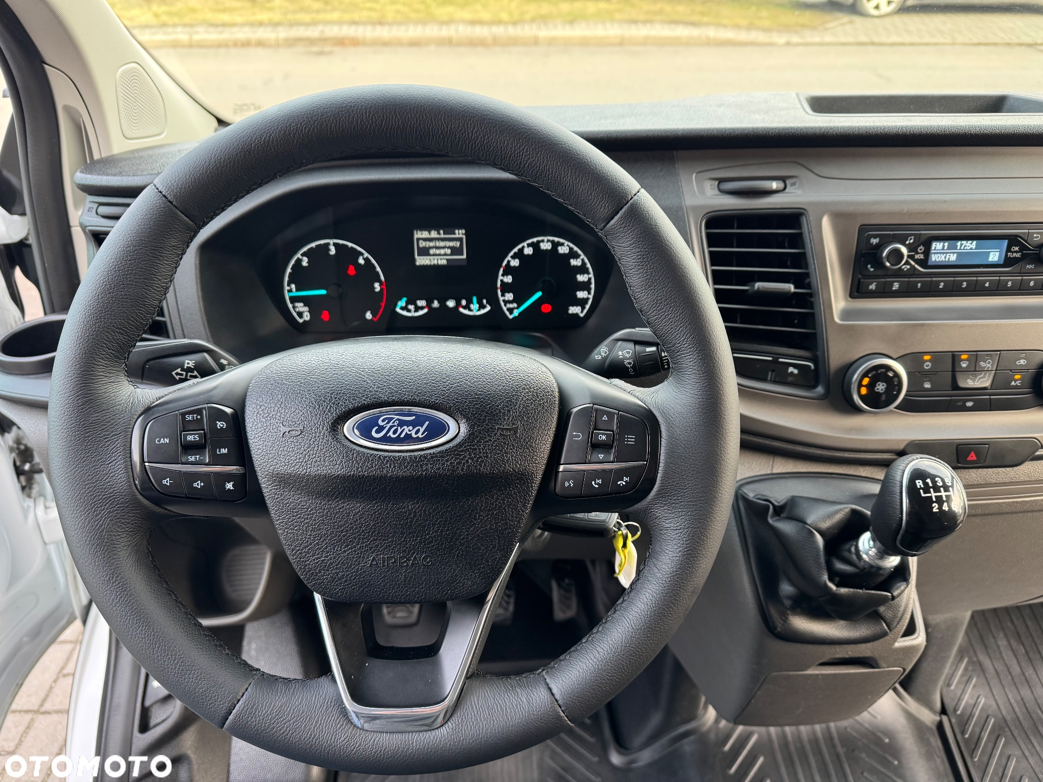Ford Transit Custom - 12