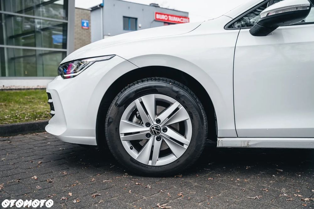 Volkswagen Golf - 11