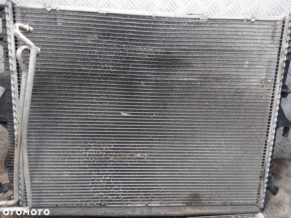 CHŁODNICA WODY + KLIMATYZACJI CAYENNE I 3.2 7L0820411F 7L0121253A - 8