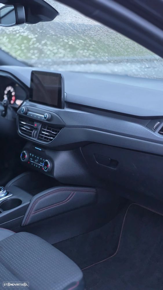 Ford Focus SW 1.0 EcoBoost ST-Line X Aut. - 30