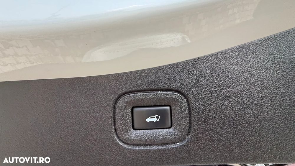 Renault Koleos ENERGY dCi 175 4WD INTENS - 25