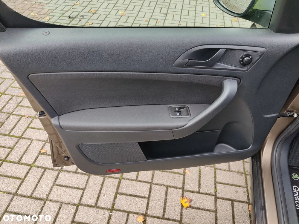 Skoda Yeti 1.4 TSI Ambition PLUS EDITION - 21