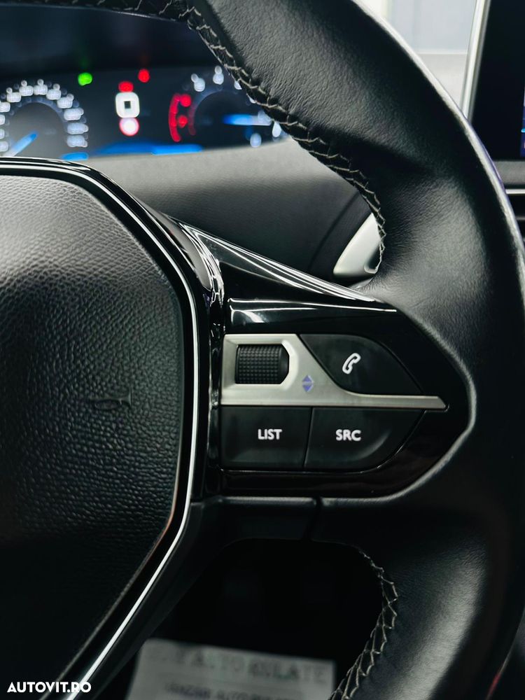 Peugeot 5008 PureTech 130 Stop & Start Allure Business-Paket - 35