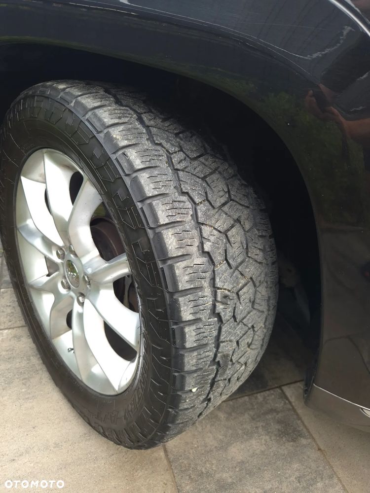 Jeep Grand Cherokee - 23