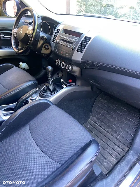 Mitsubishi Outlander 2.0 DID Intense - 8