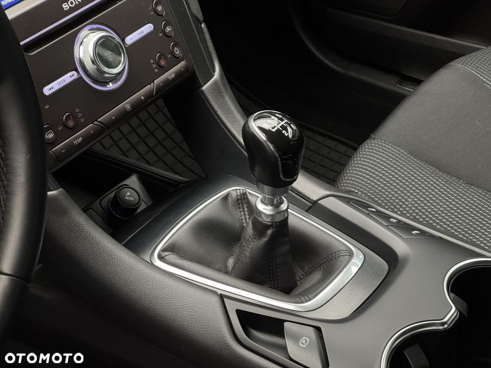 Ford Mondeo - 11