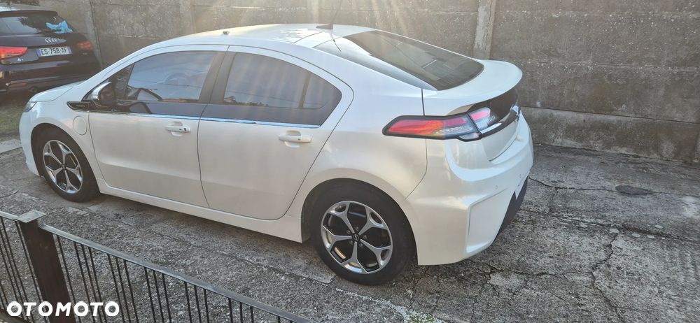 Opel Ampera - 3