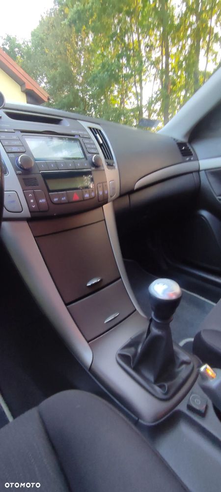 Hyundai Sonata 2.0 Style - 11
