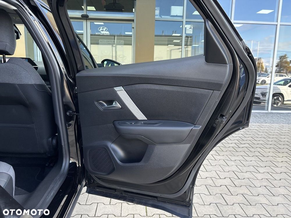 Citroën C4 1.2 PureTech Max S&S EAT8 - 32