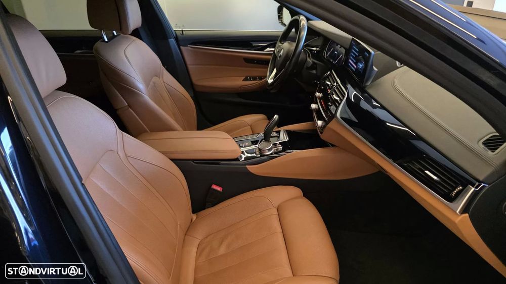 BMW 530 e iPerformance Line Luxury - 54