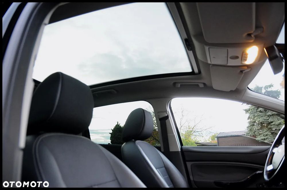 Ford Kuga 2.0 TDCi Titanium - 7