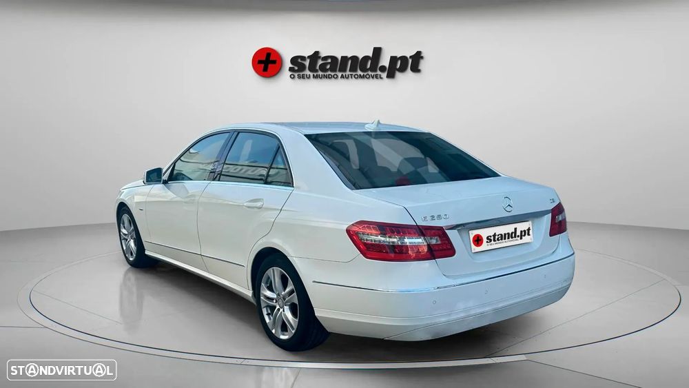 Mercedes-Benz E 250 CDI Avantgarde BlueEfficiency - 4