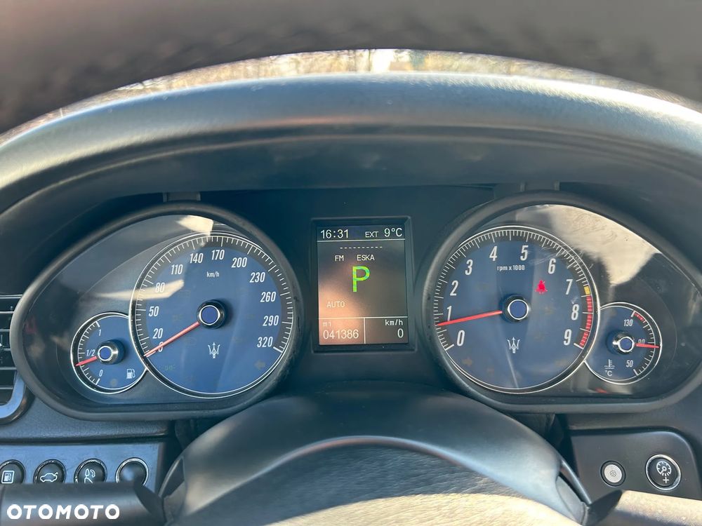 Maserati Quattroporte - 14