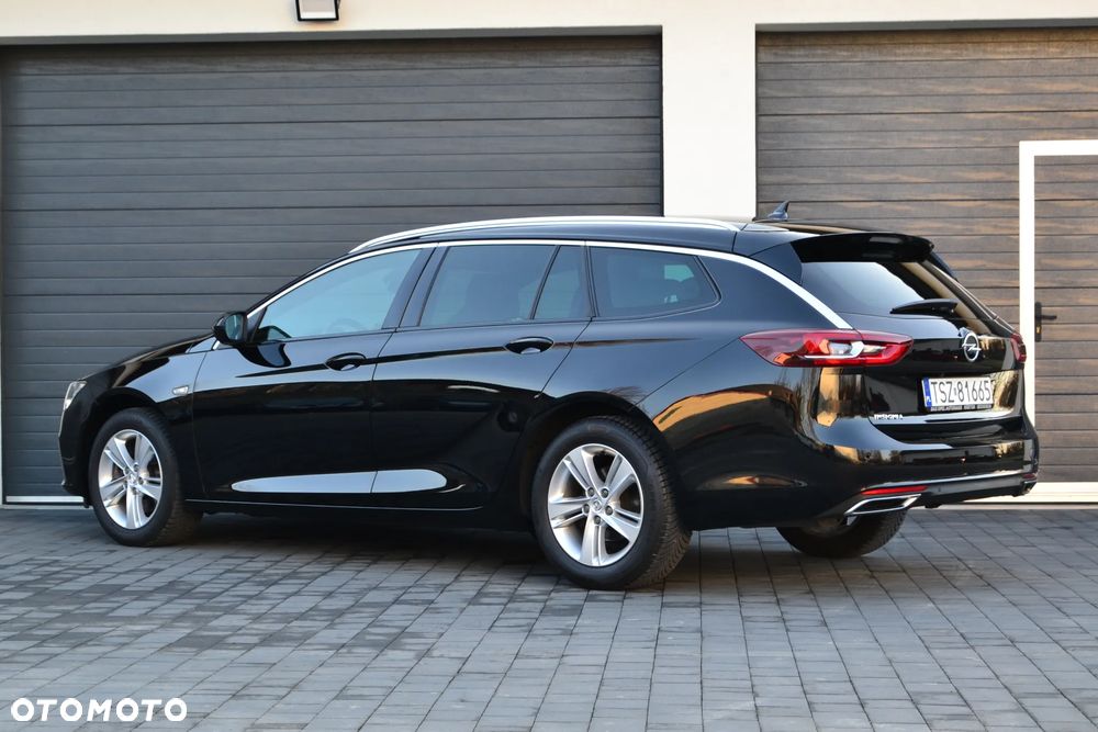 Opel Insignia - 17