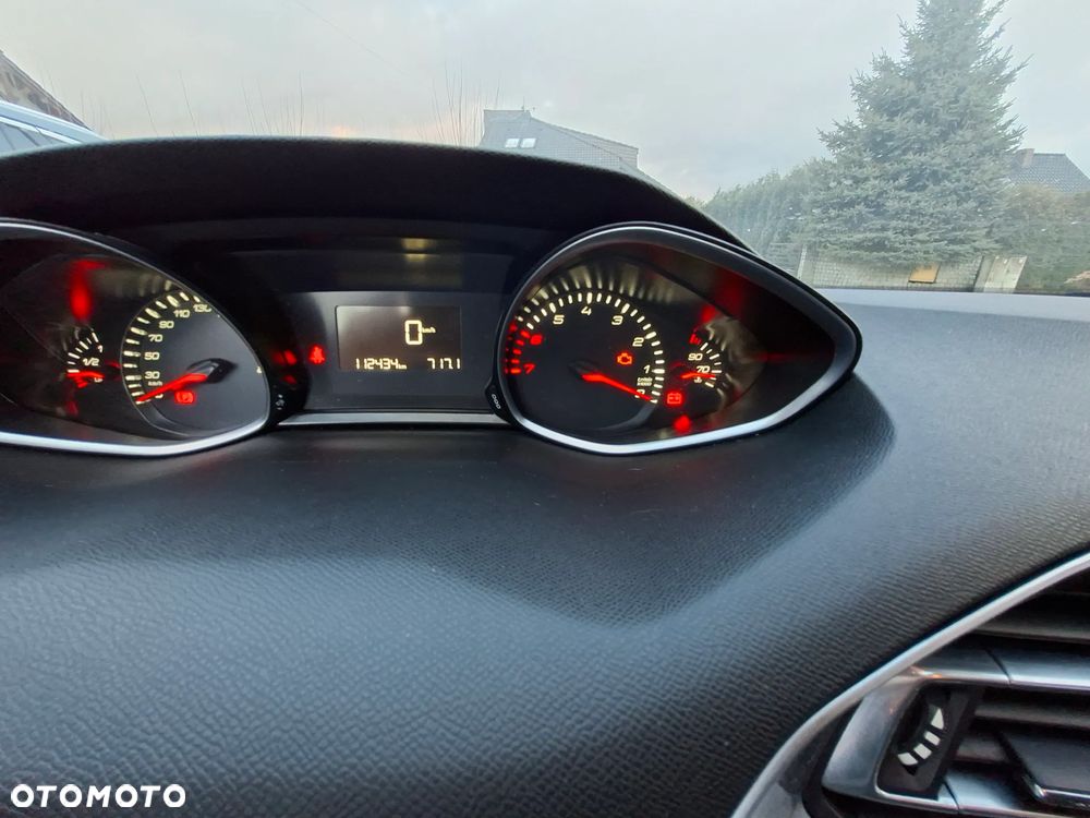 Peugeot 308 1.2 PureTech Active S&S - 12